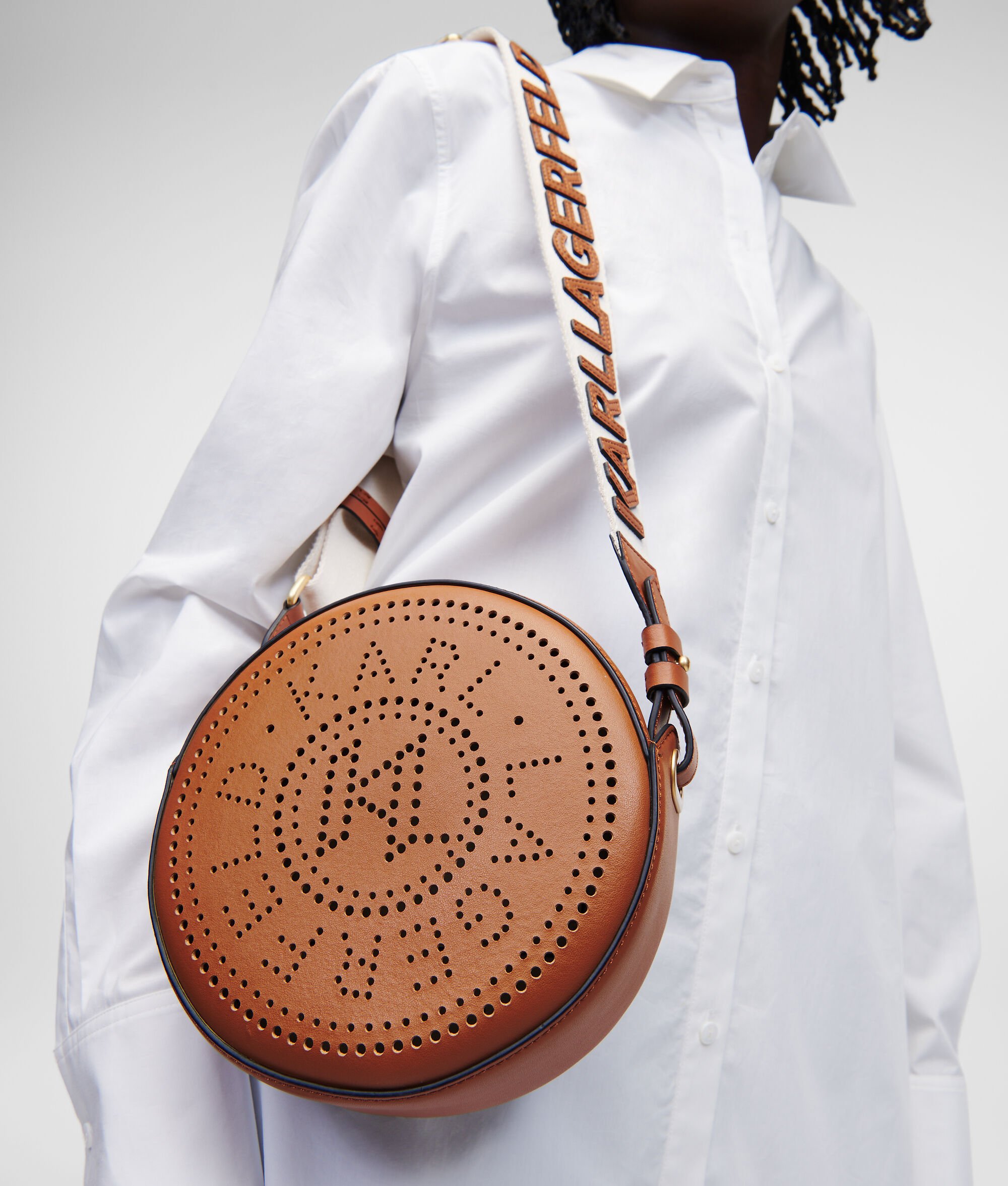 (image for) Intuitive K/CIRCLE ROUND PERFORATED LOGO CROSSBODY BAG